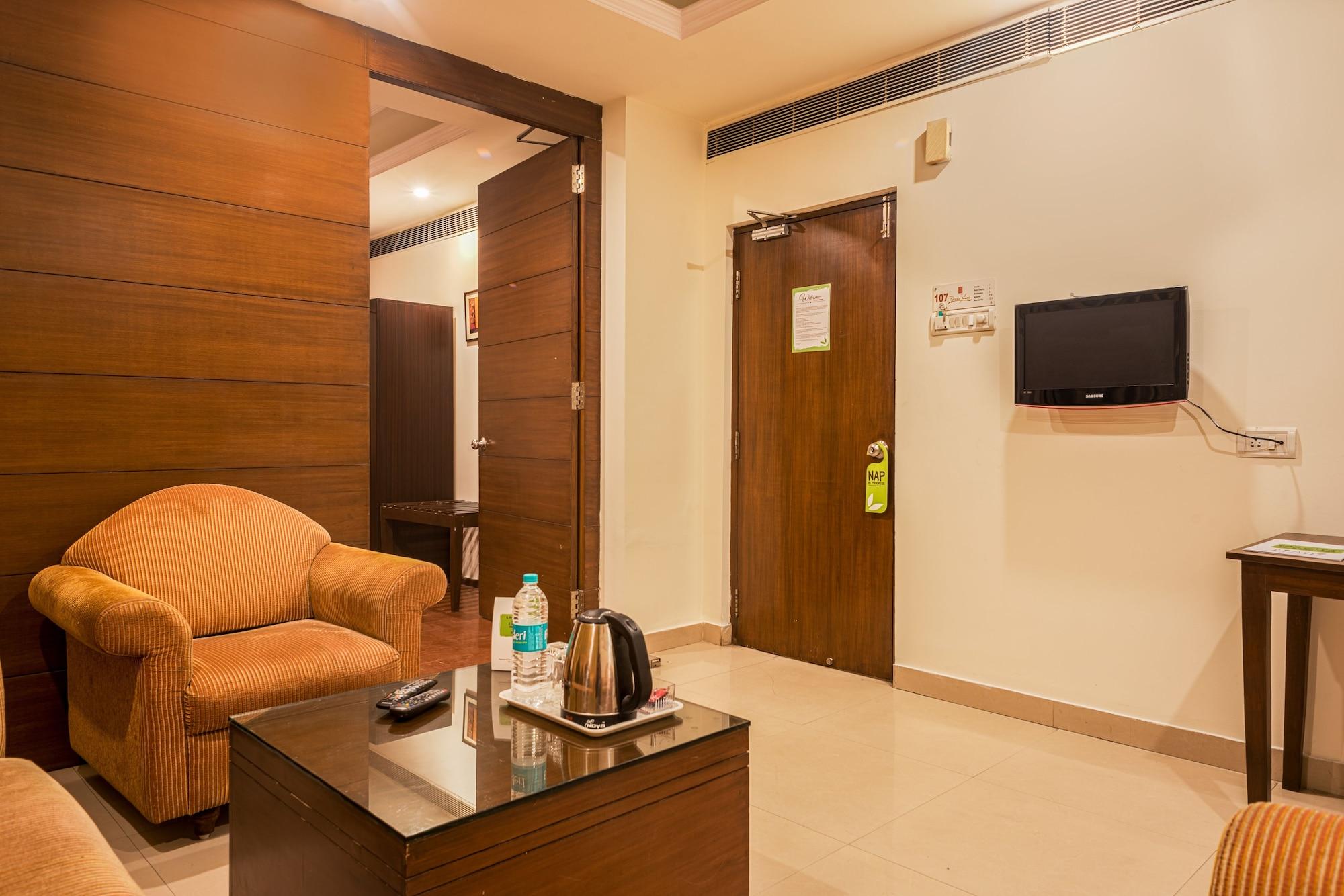 Treebo Trend Grand Plaza Nampally Hyderabad Exterior foto