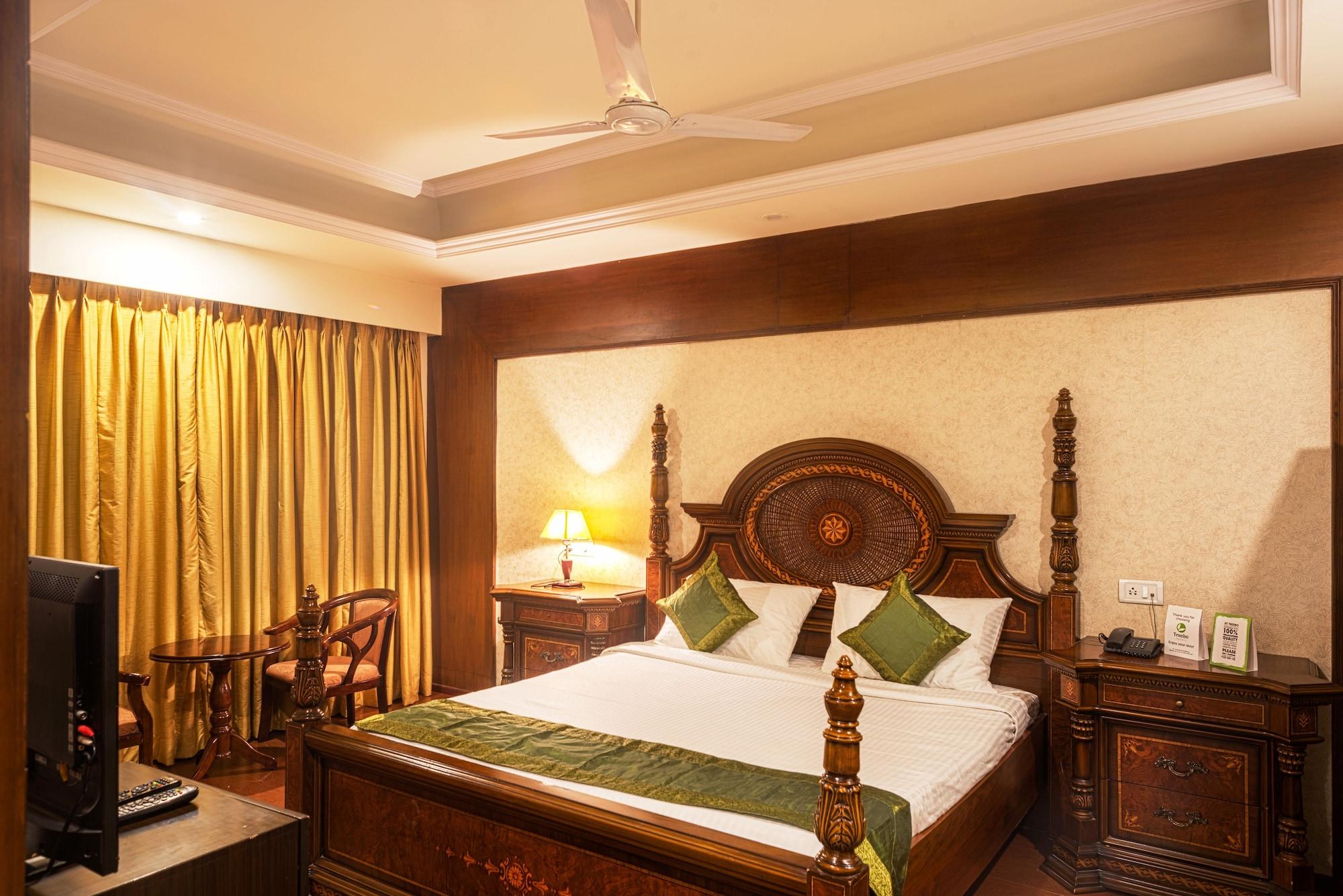 Treebo Trend Grand Plaza Nampally Hyderabad Exterior foto