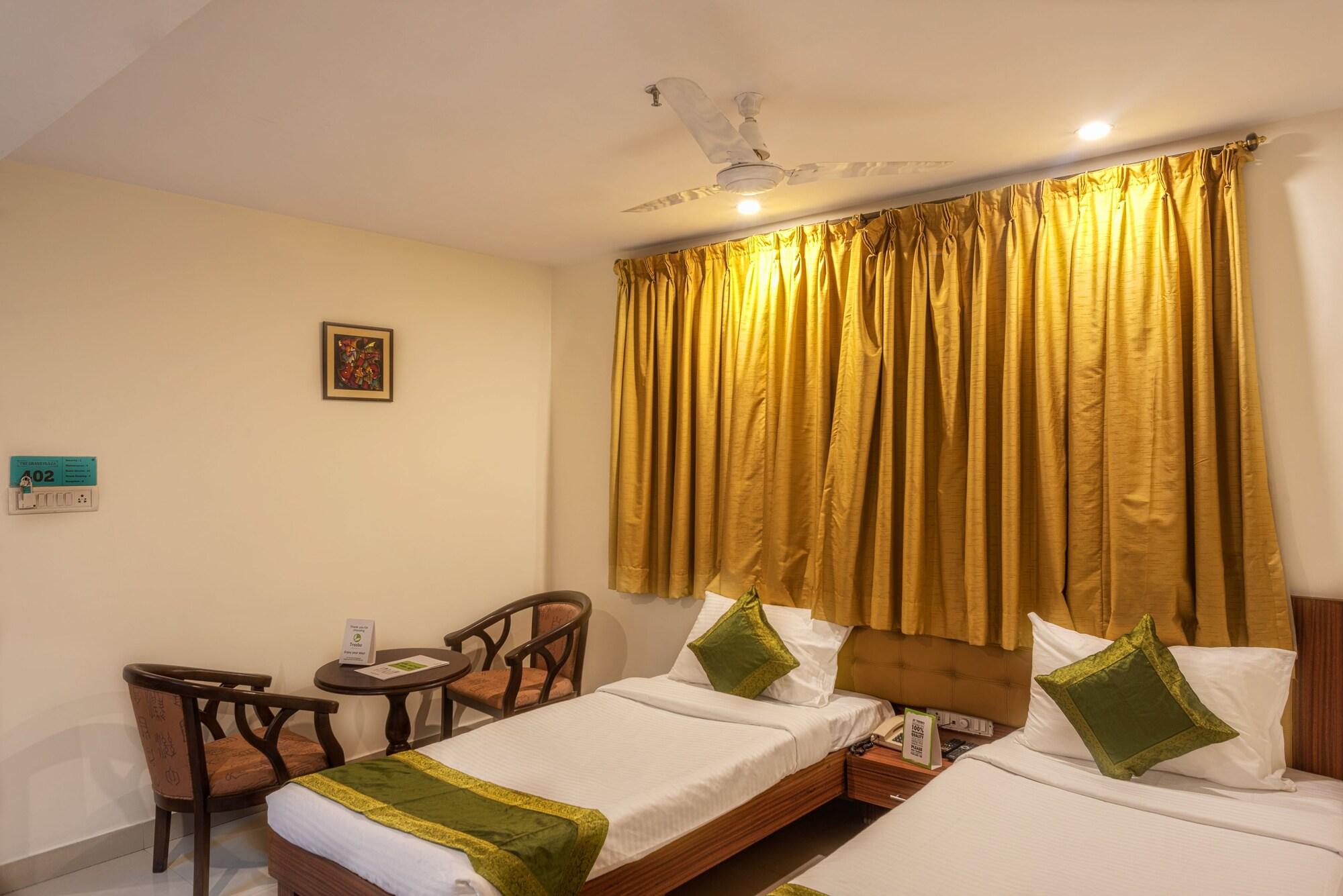 Treebo Trend Grand Plaza Nampally Hyderabad Exterior foto