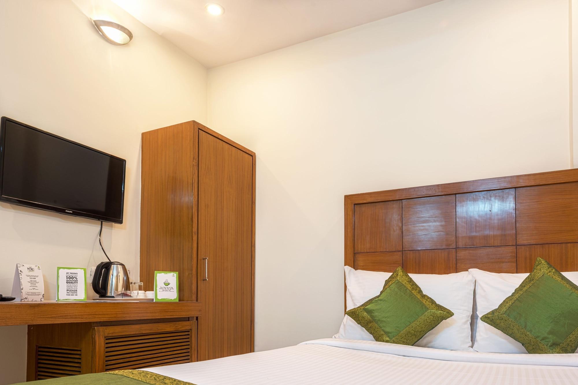 Treebo Trend Grand Plaza Nampally Hyderabad Exterior foto