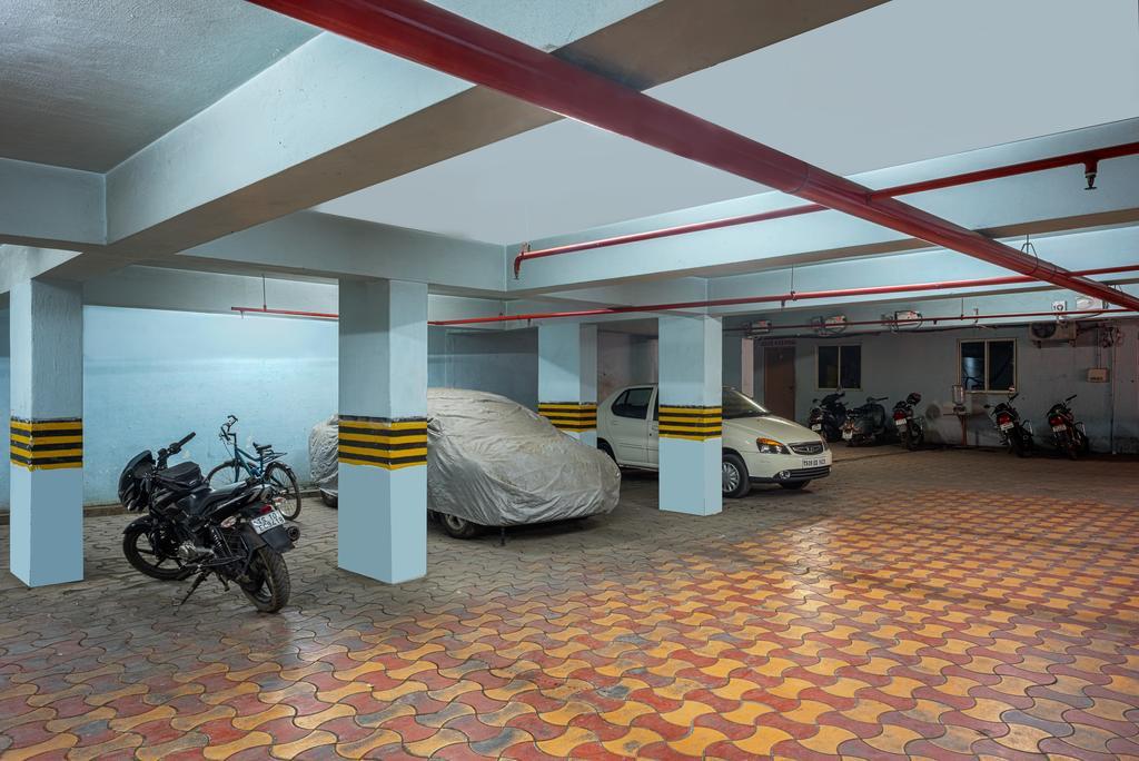 Treebo Trend Grand Plaza Nampally Hyderabad Exterior foto